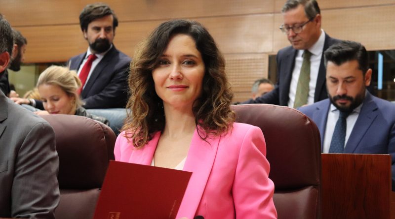 Ayuso en el pleno de la Asamblea de Madrid