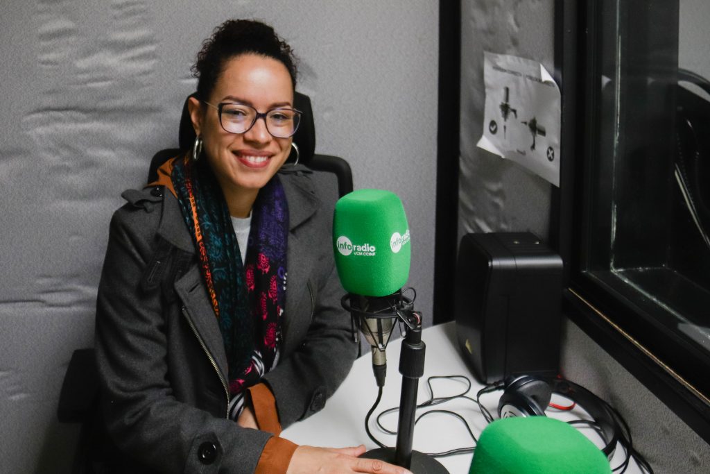 Doris Gómez Osorio, politóloga y periodista. “Hablar sobre feminismo no sólo beneficia a las mujeres, beneficia a la sociedad”