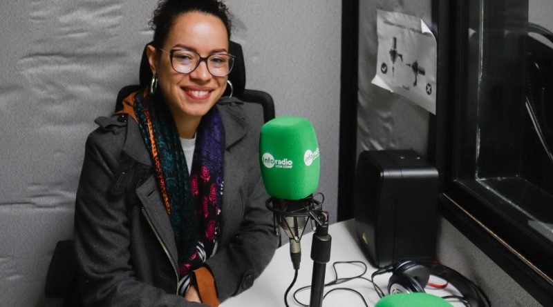 Doris Gómez Osorio, politóloga y periodista. “Hablar sobre feminismo no sólo beneficia a las mujeres, beneficia a la sociedad”