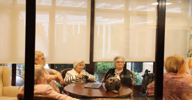 8M en la residencia Ballesol Tres Cantos de Madrid