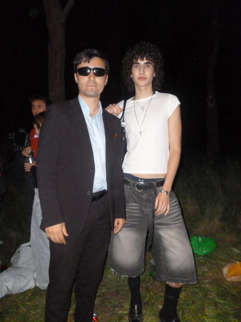 “En el negocio”. “En mí mismo. Y en Luis XIV”.