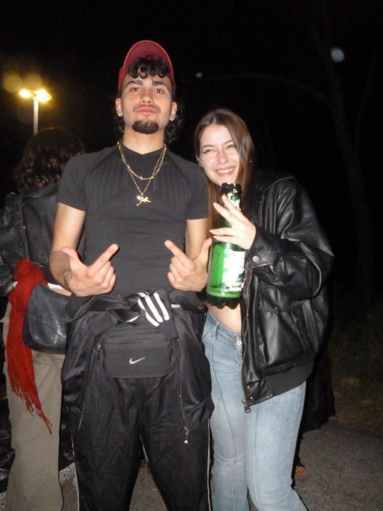 “En Yung Beef y Kaydy Cain” / “En el Animal Crossing”
