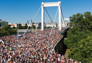 El orgullo y el amor de Budapest frente a la prohibición