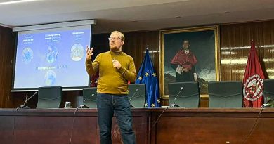 Pierre Bachelier, director de Asuntos Estudiantiles del Colegio de Europa, durante la sesión en la Facultad de Derecho| Foto: Silvia Lavelli