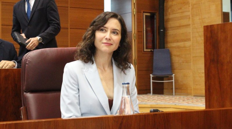 Ayuso protagoniza un pleno lleno de reproches por parte de la oposición